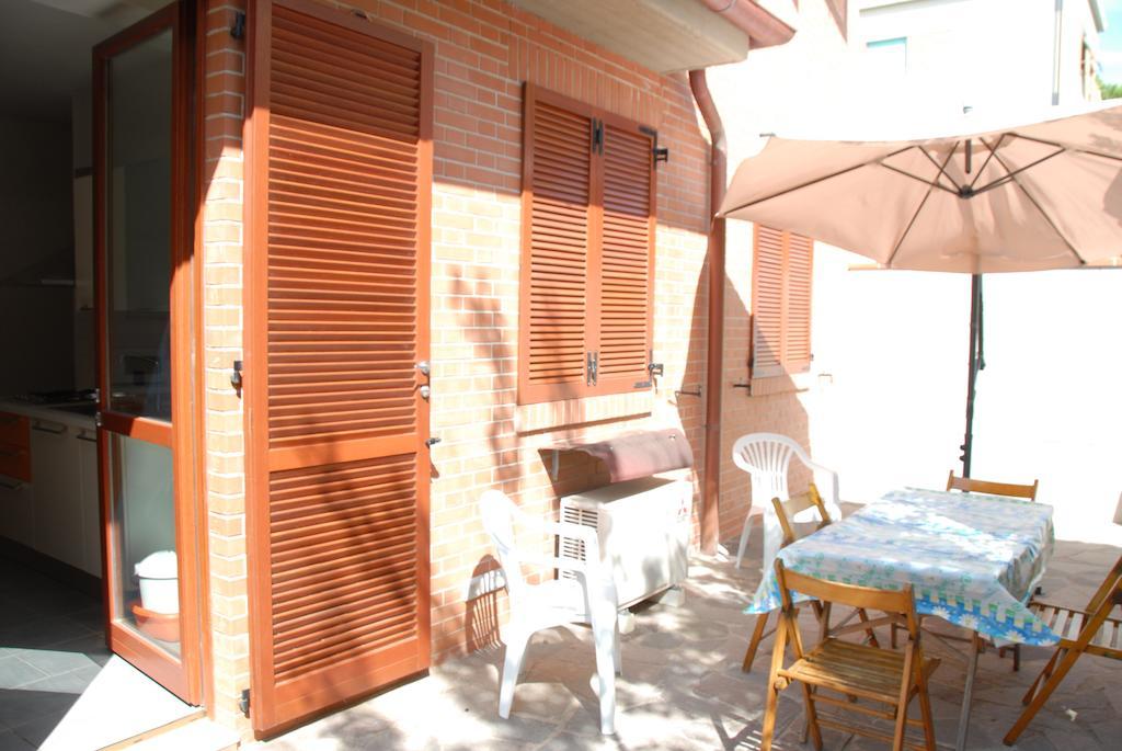 I Portici Appartamenti Marina di Grosseto Habitación foto
